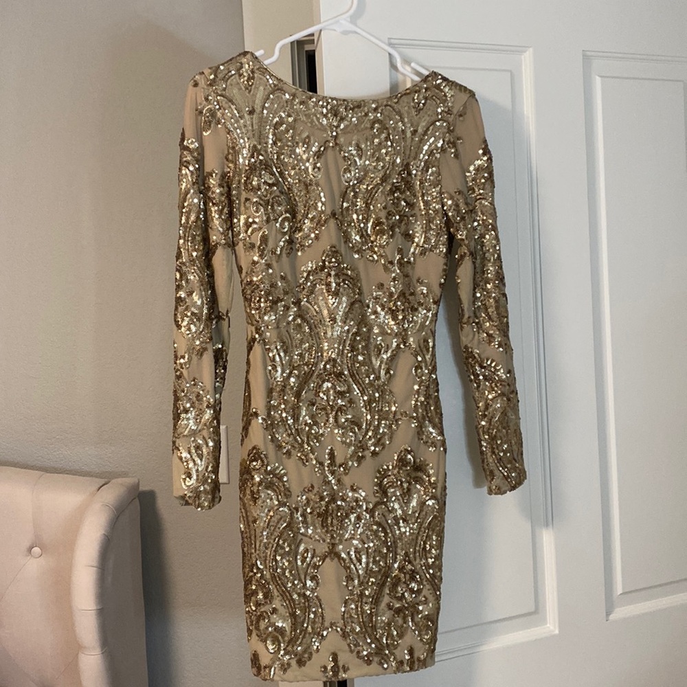 Dress the population sequin low back mini dress